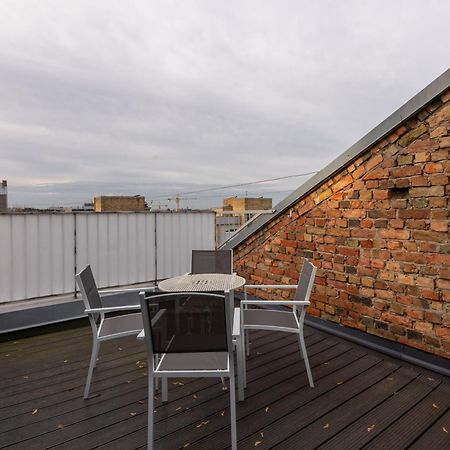 Penthouse Apartment With Terrace Riga Esterno foto