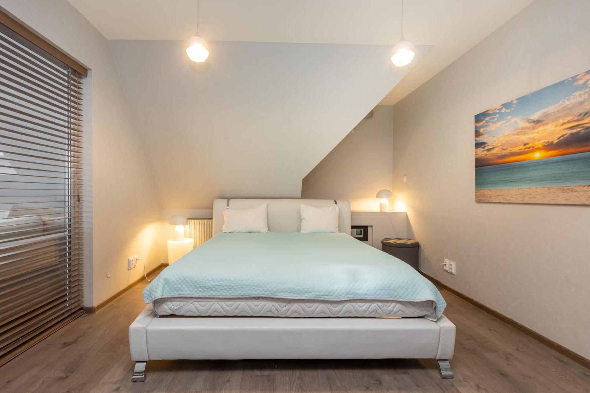 Penthouse Apartment With Terrace Riga Esterno foto